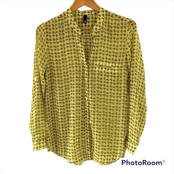 Kut from the KLOTH bright yellow button down shirt. Floral small roses print - Picture 9 of 9